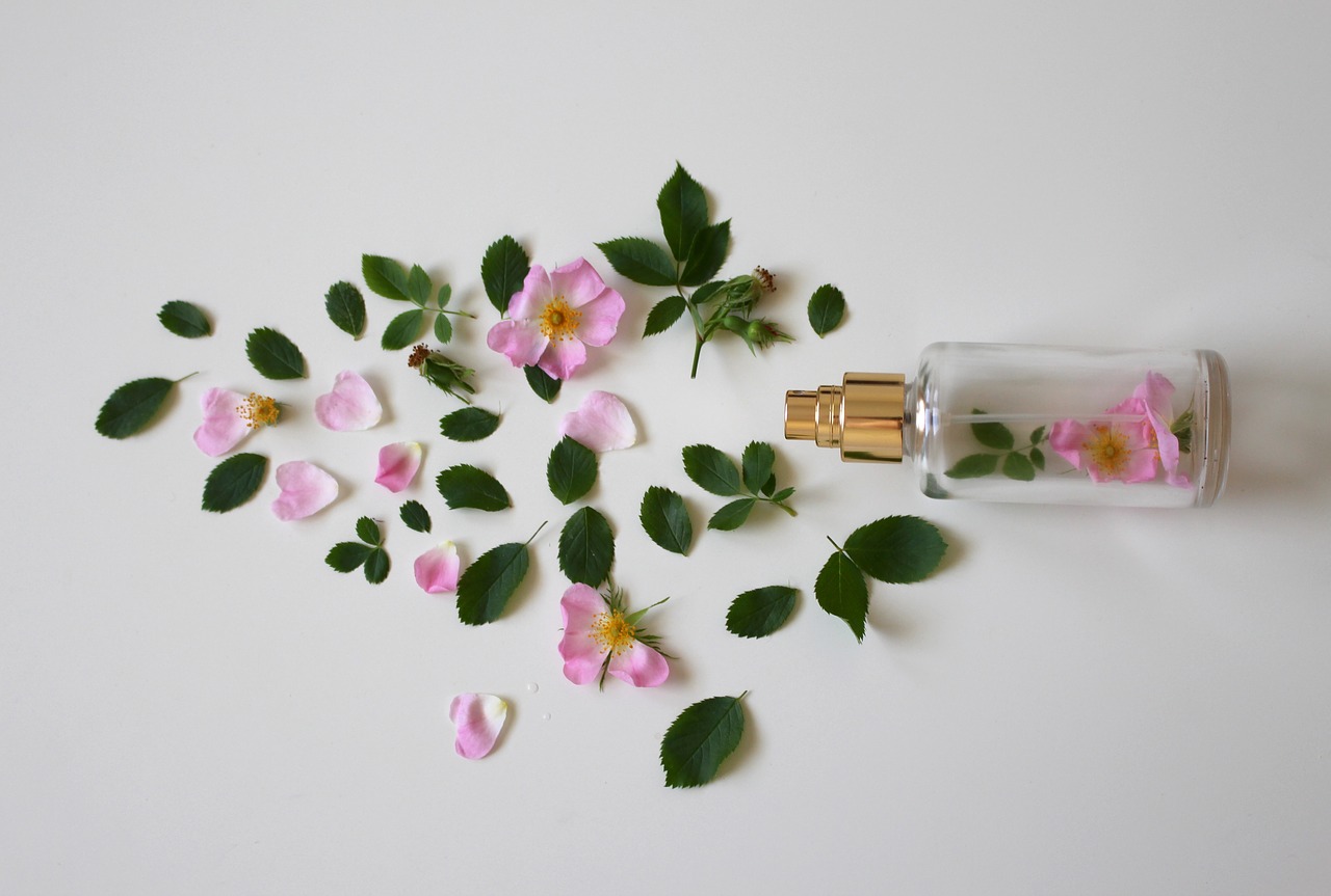 Perfumeria internetowa: dlaczego warto w niej kupować?
